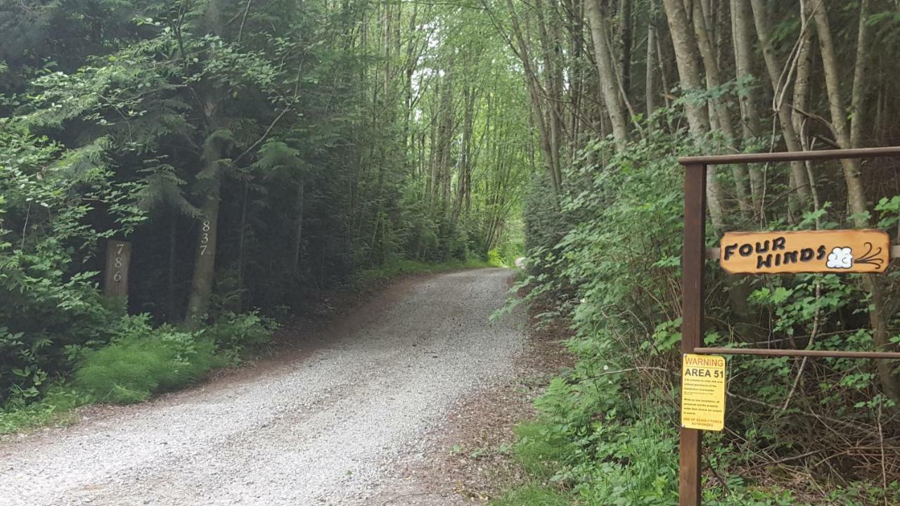 הוילה Roberts Creek A Tiny Escape מראה חיצוני תמונה